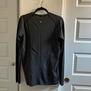 Lululemon Swiftly Tech long sleeve size 12